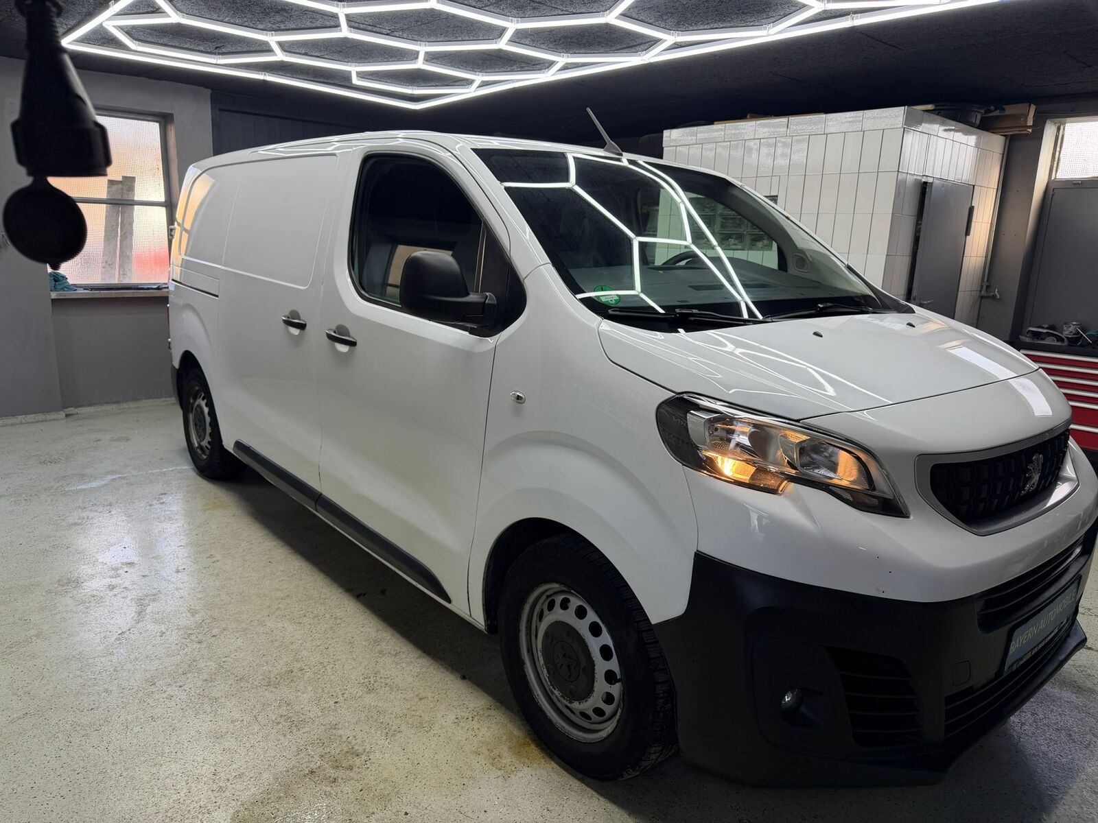 Peugeot Expert L2 1.5 75kW 2020, kuva 2/16