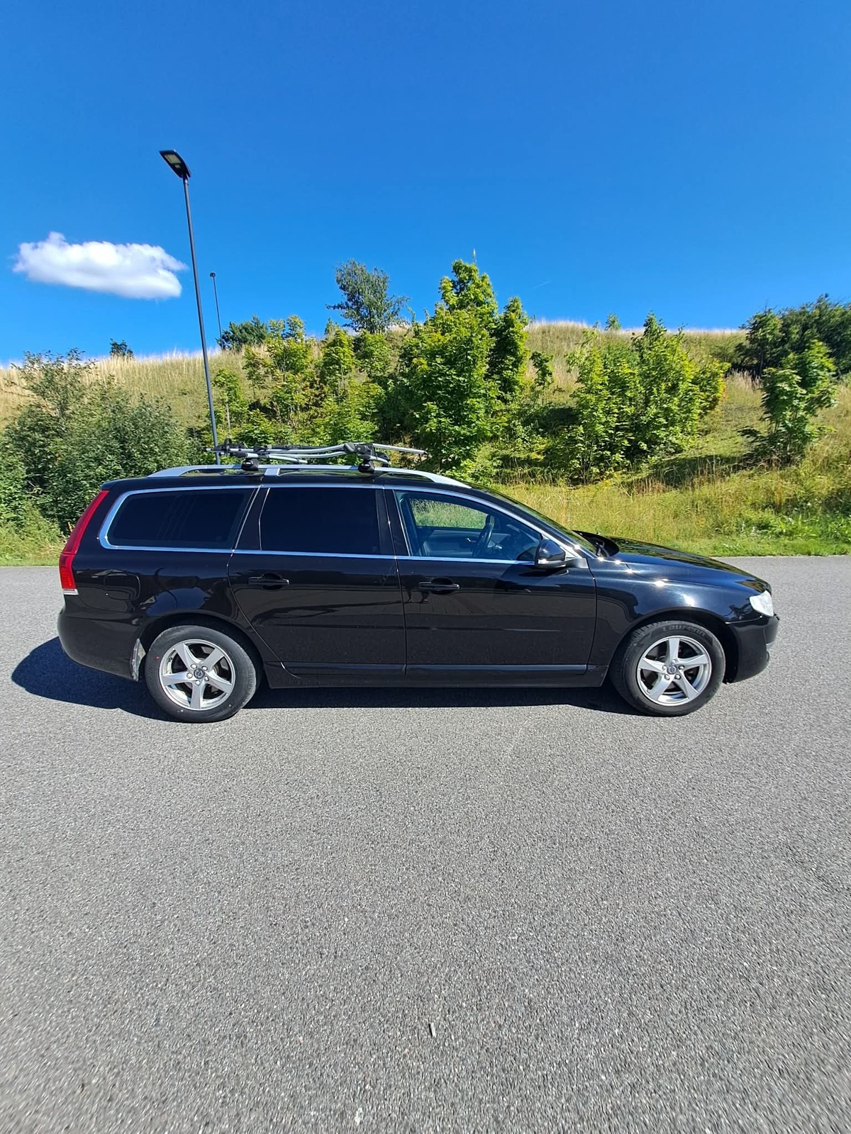 Volvo V70 2016, photo 2/7