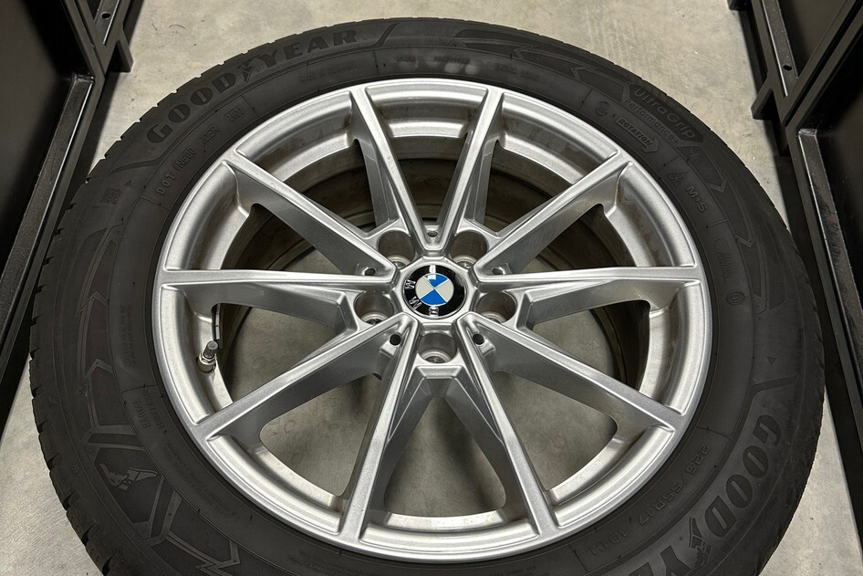 Used alloy wheel+studless winter tire 225/55R17, BMW