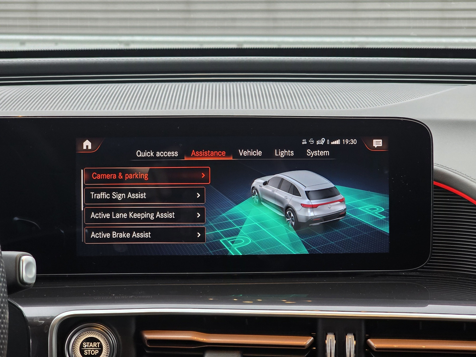 Mercedes-Benz EQC AMG 2022, photo 6/12