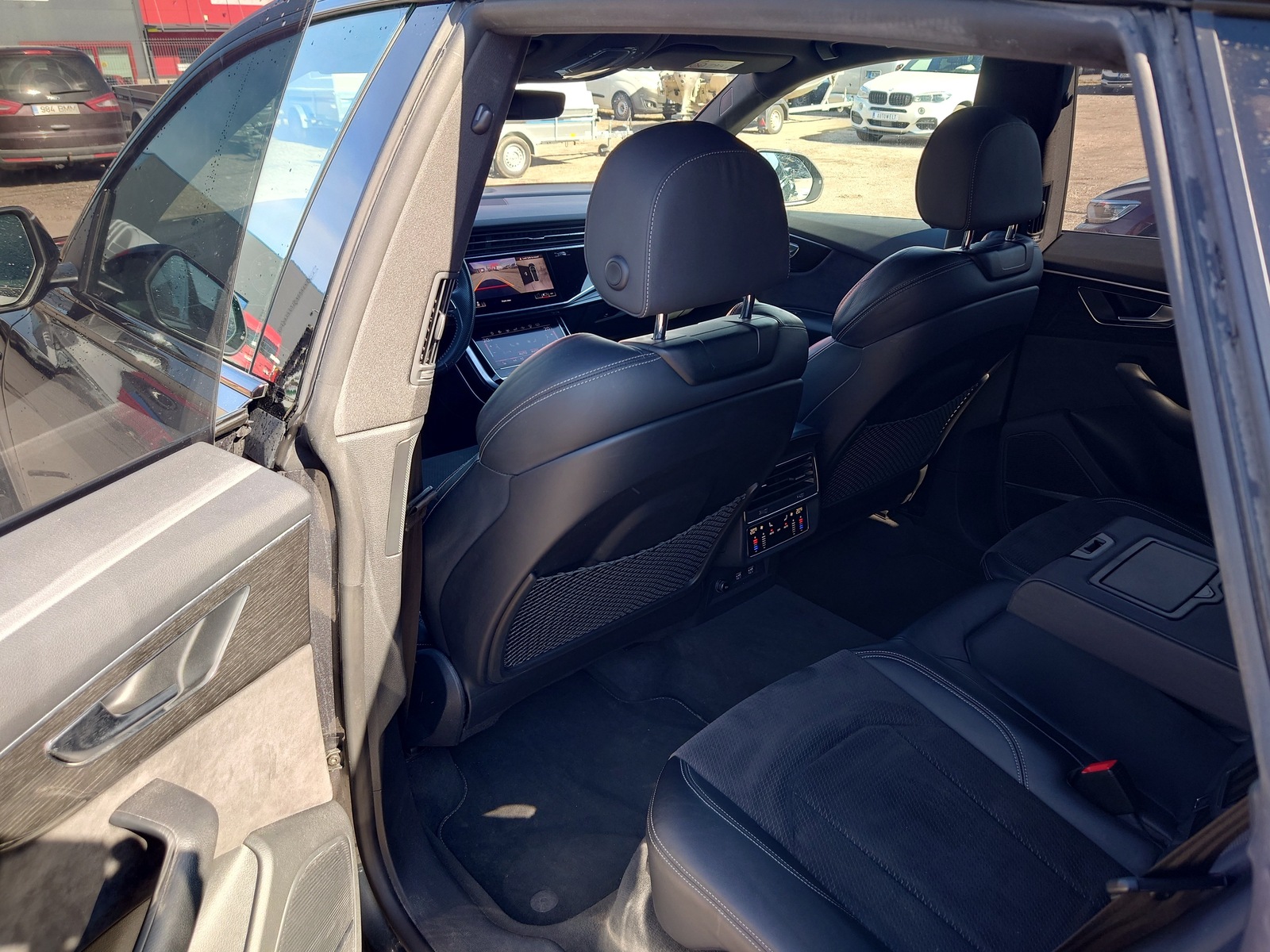 Audi Q8 2018, kuva 6/17