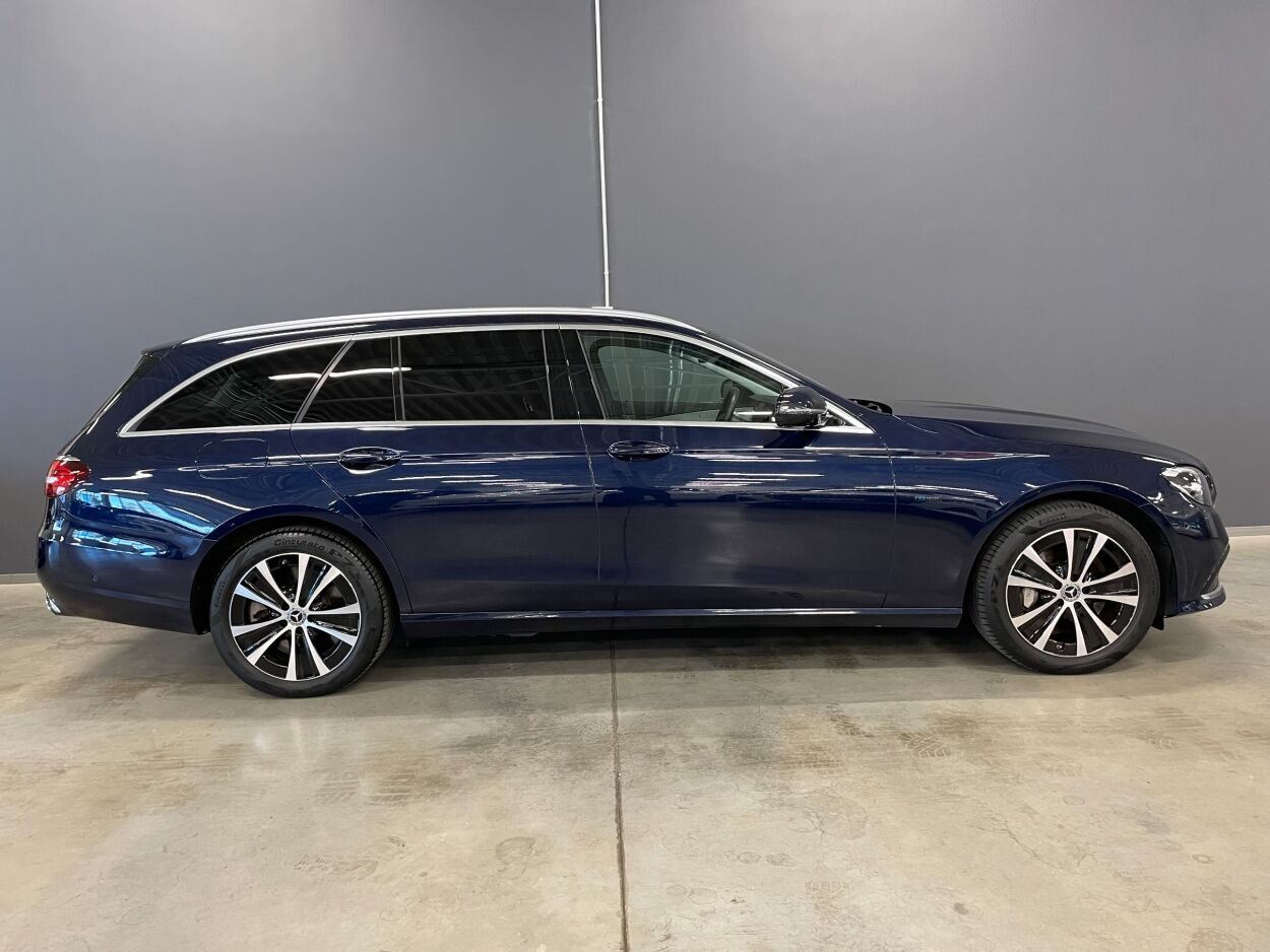Mercedes-Benz E 300 2022, kuva 3/43