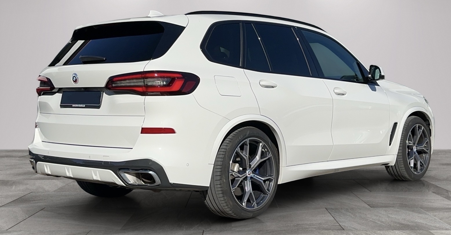 BMW X5 2023, kuva 4/10
