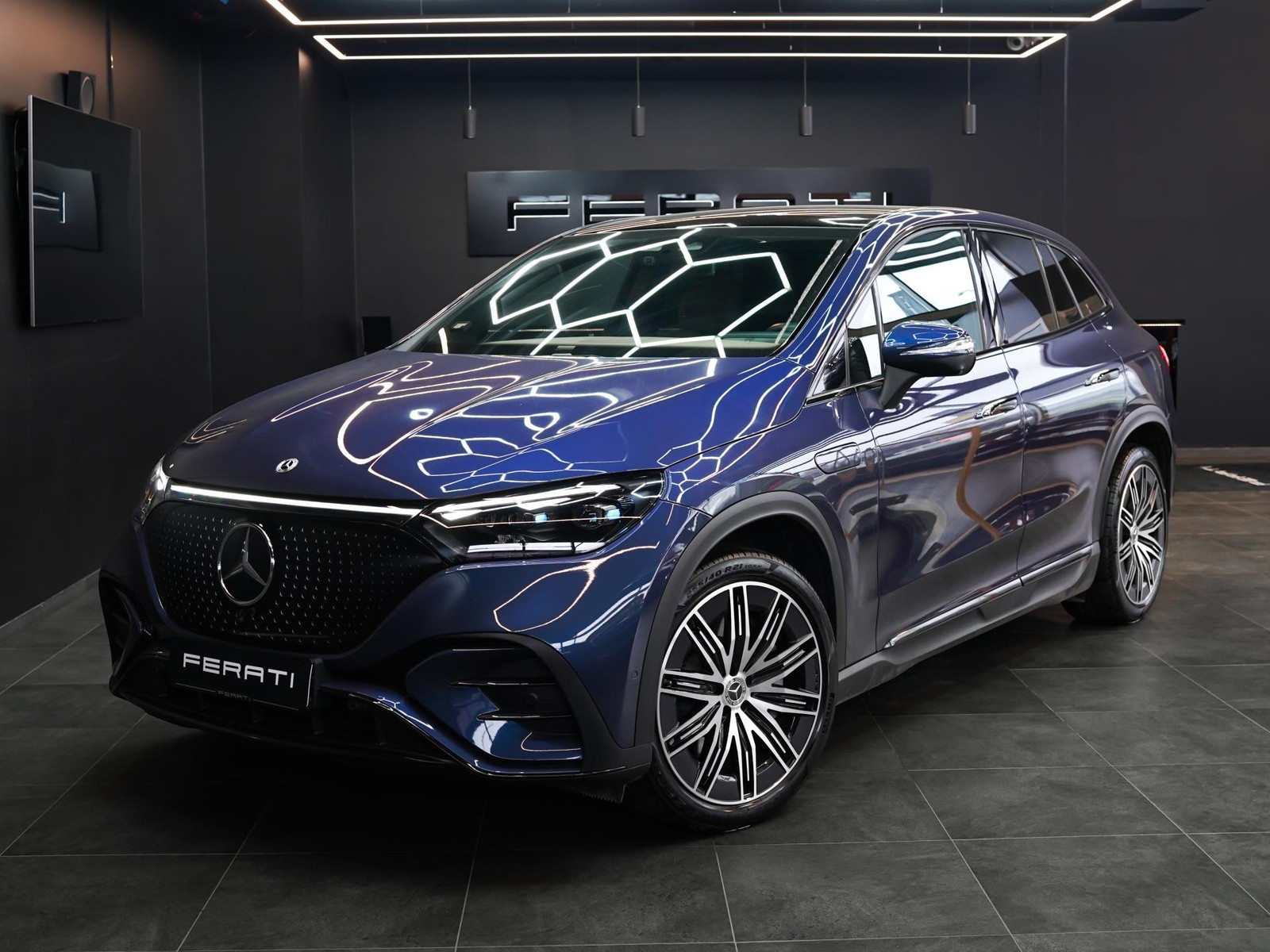 Mercedes-Benz EQE SUV 350+ AMG Line Night Package 215kW
