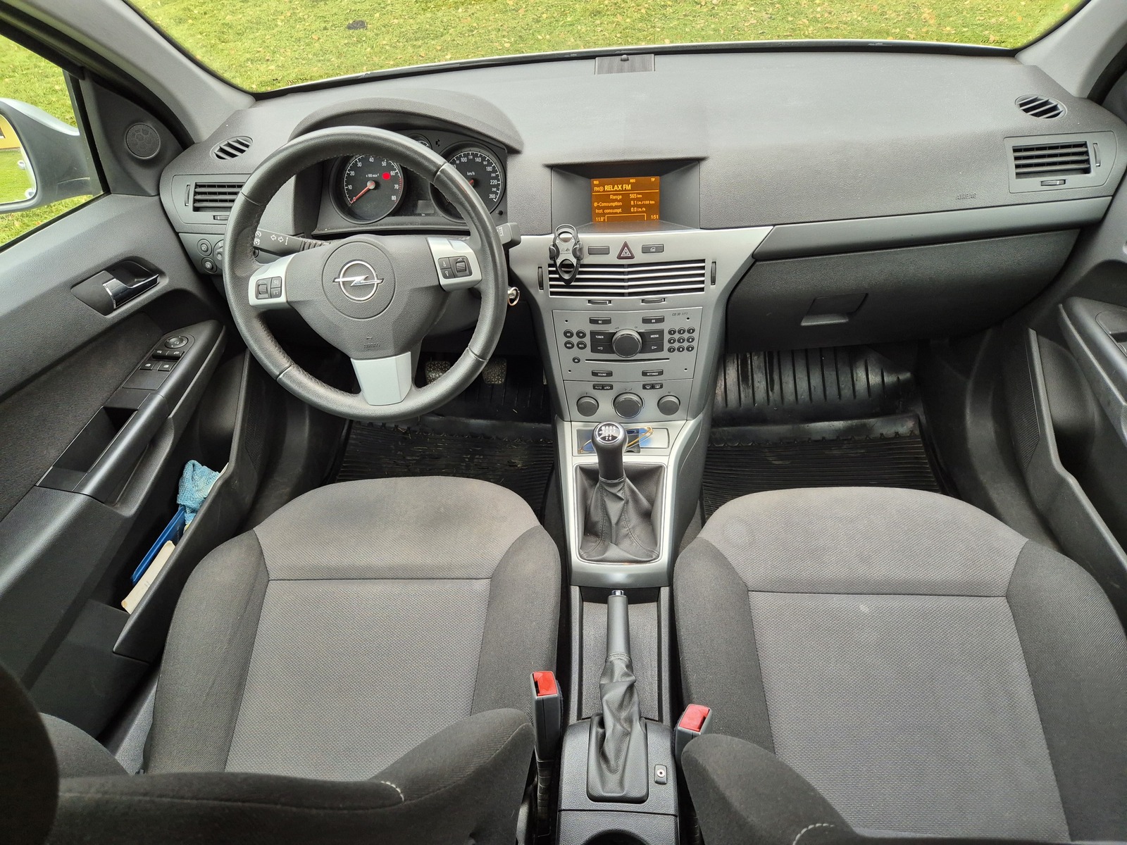 Opel Astra 2012, photo 5/10