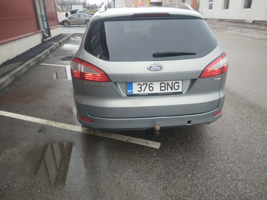 Ford Mondeo 2009, photo 2/3