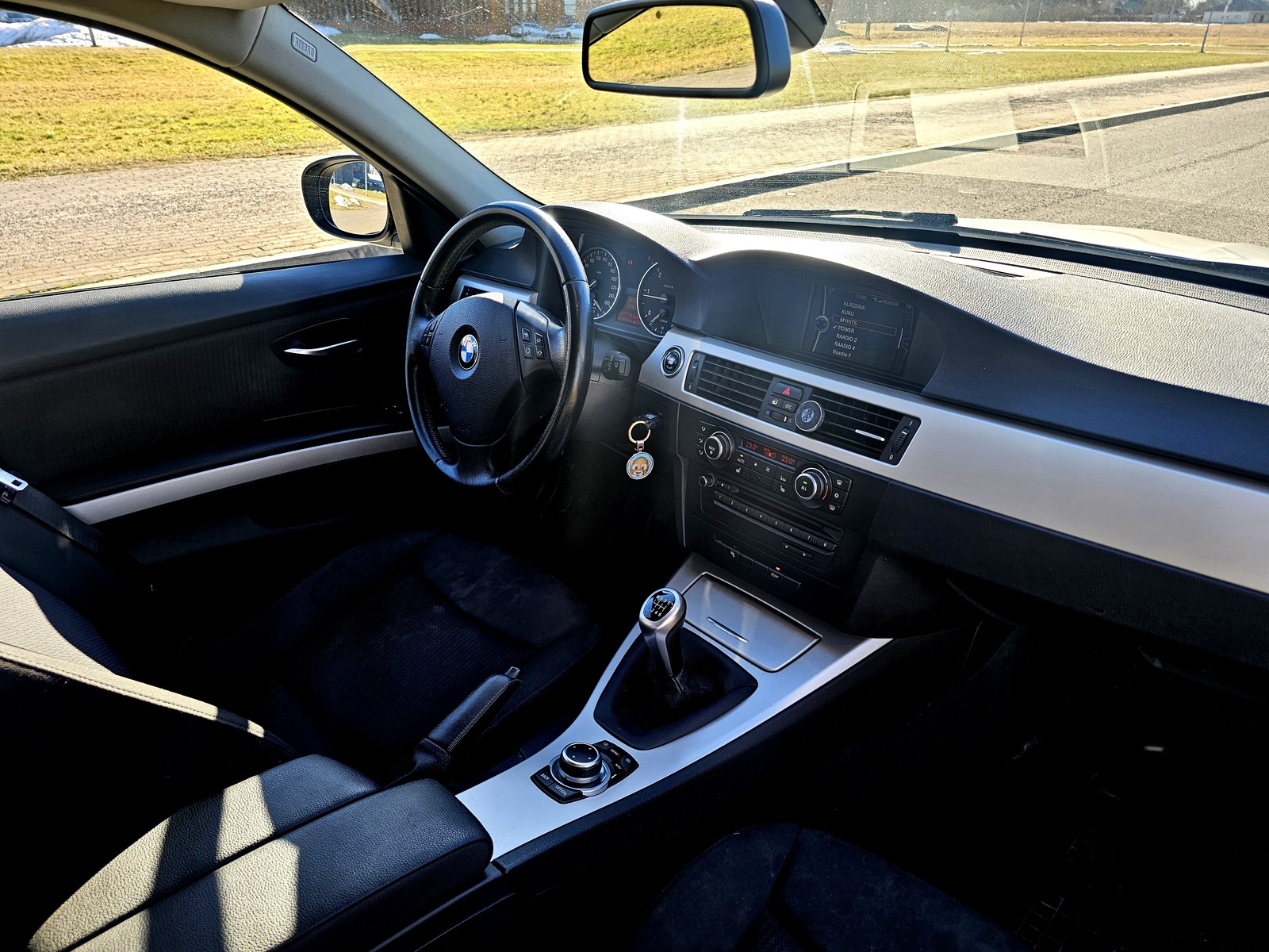 BMW 318 2010, kuva 6/12
