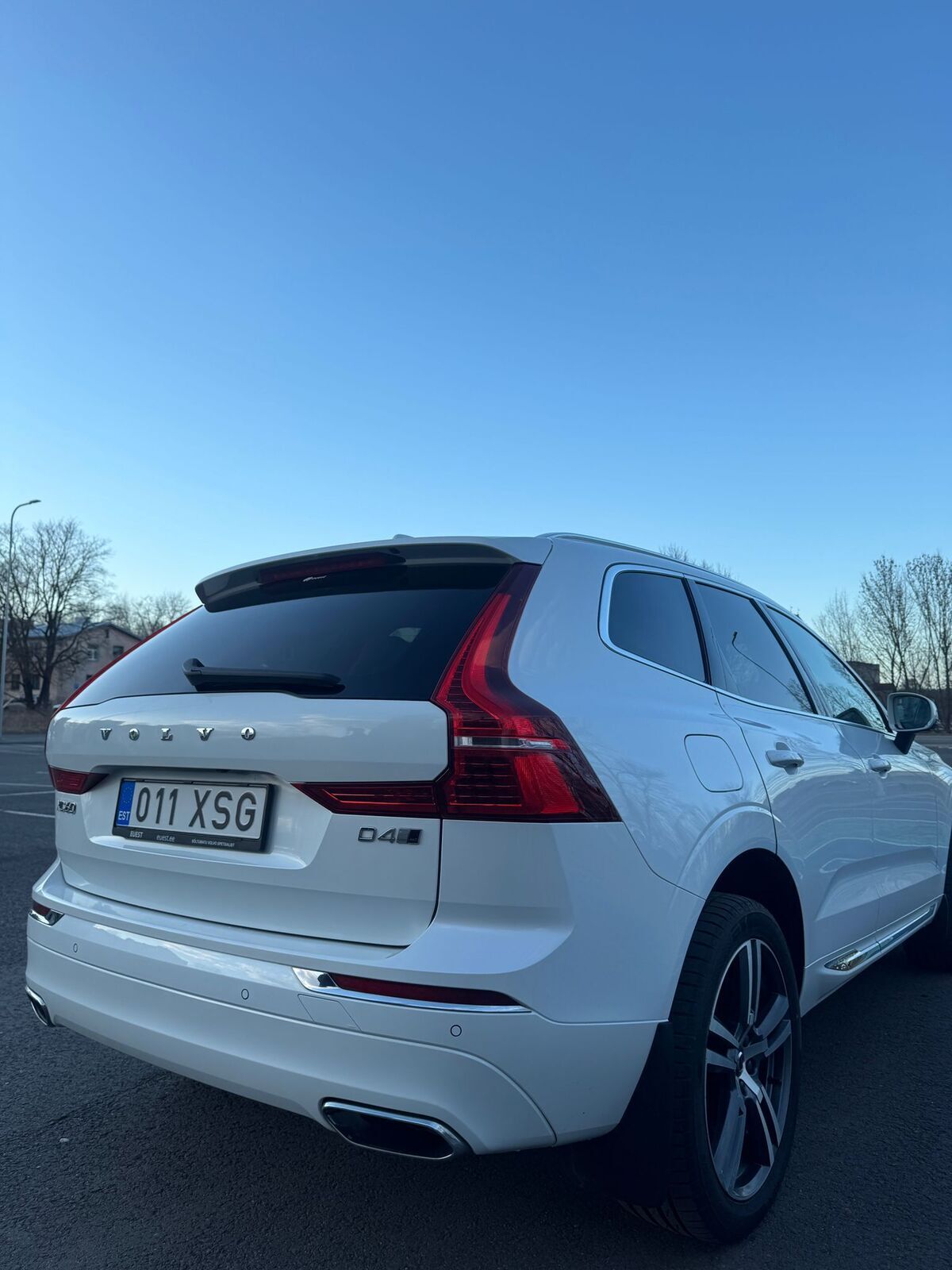 Volvo XC60 2018, photo 7/21