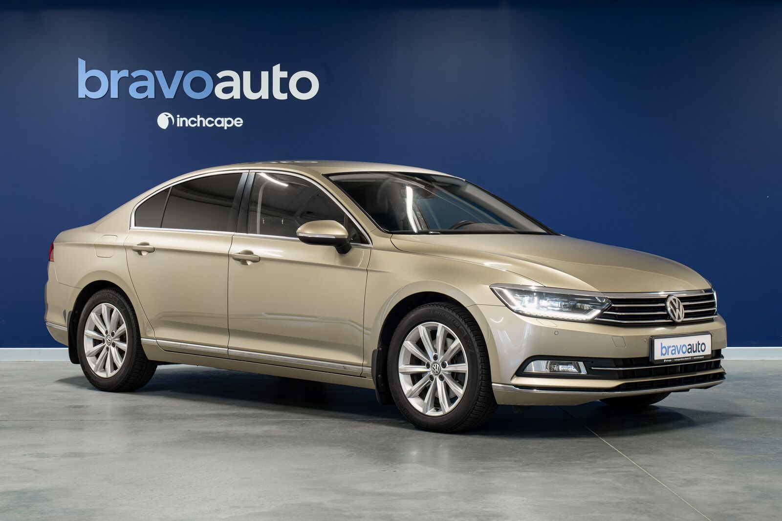 Volkswagen Passat 2016, photo 2/20