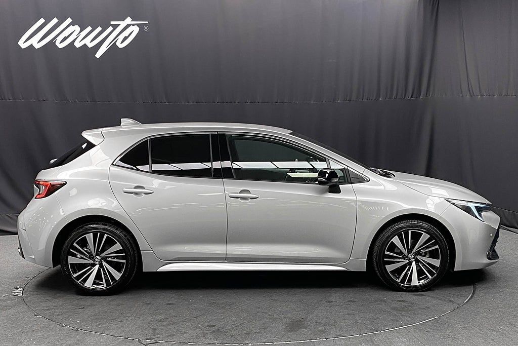 Toyota Corolla 2025, photo 3/10