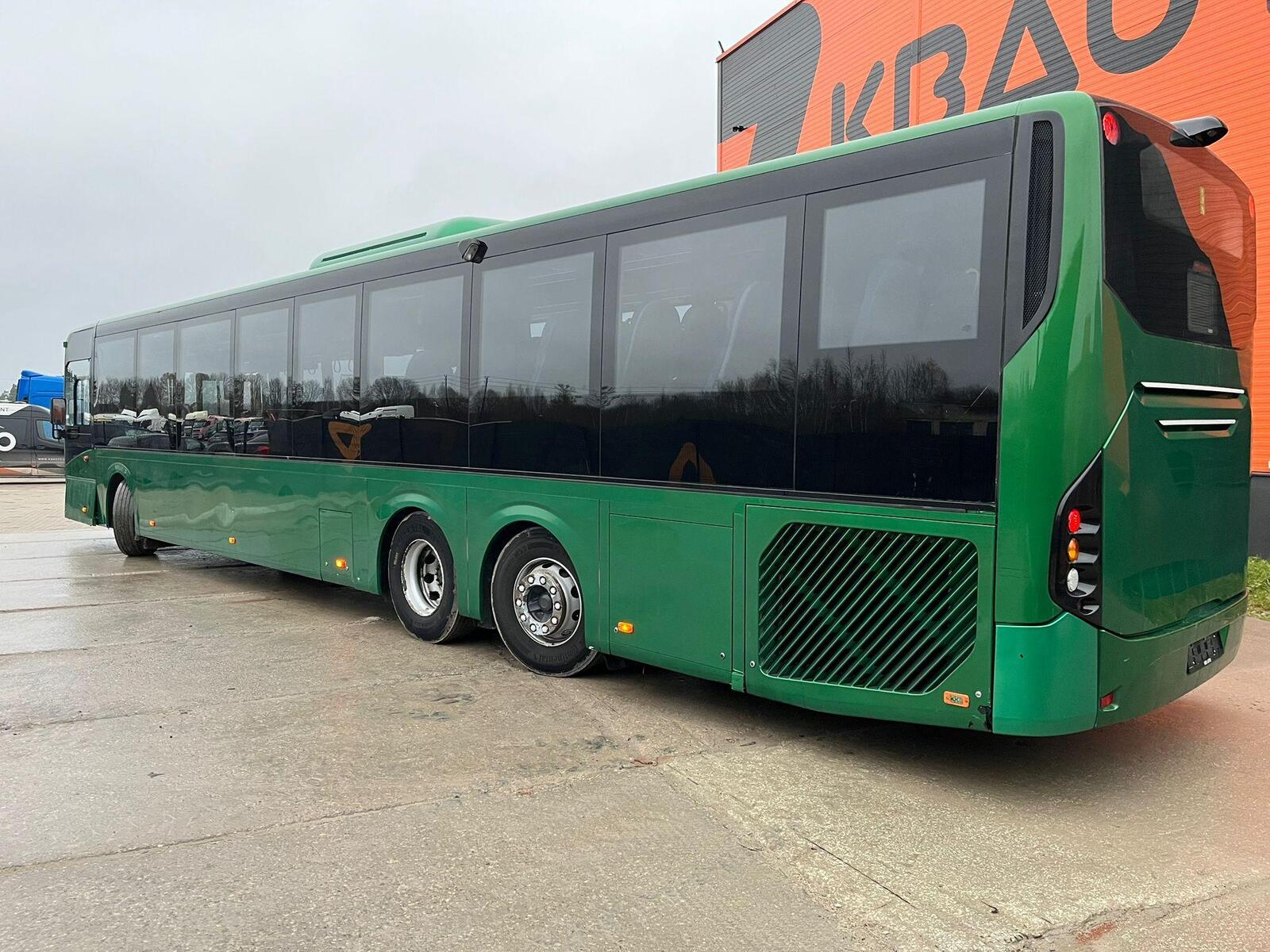 Volvo B8RLE 8900 6x2 2015, photo 5/27