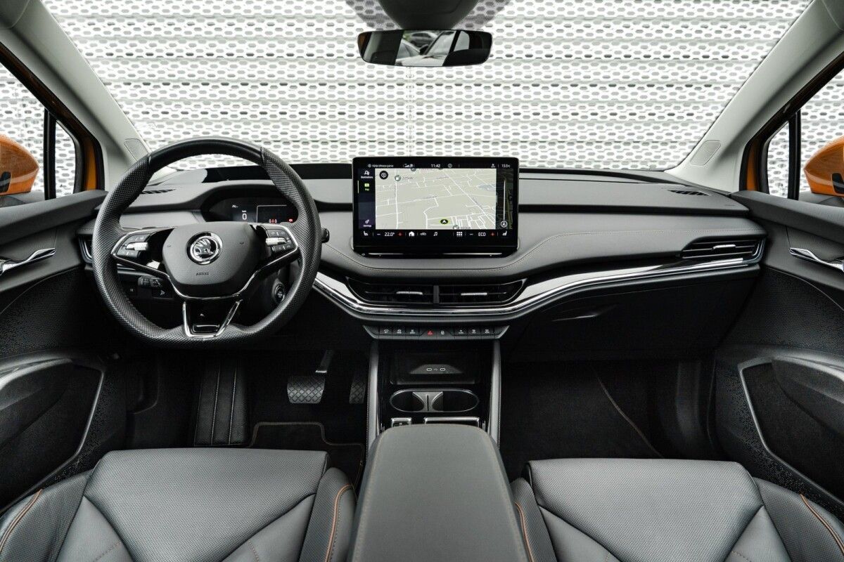 Škoda Enyaq 2024, photo 6/31