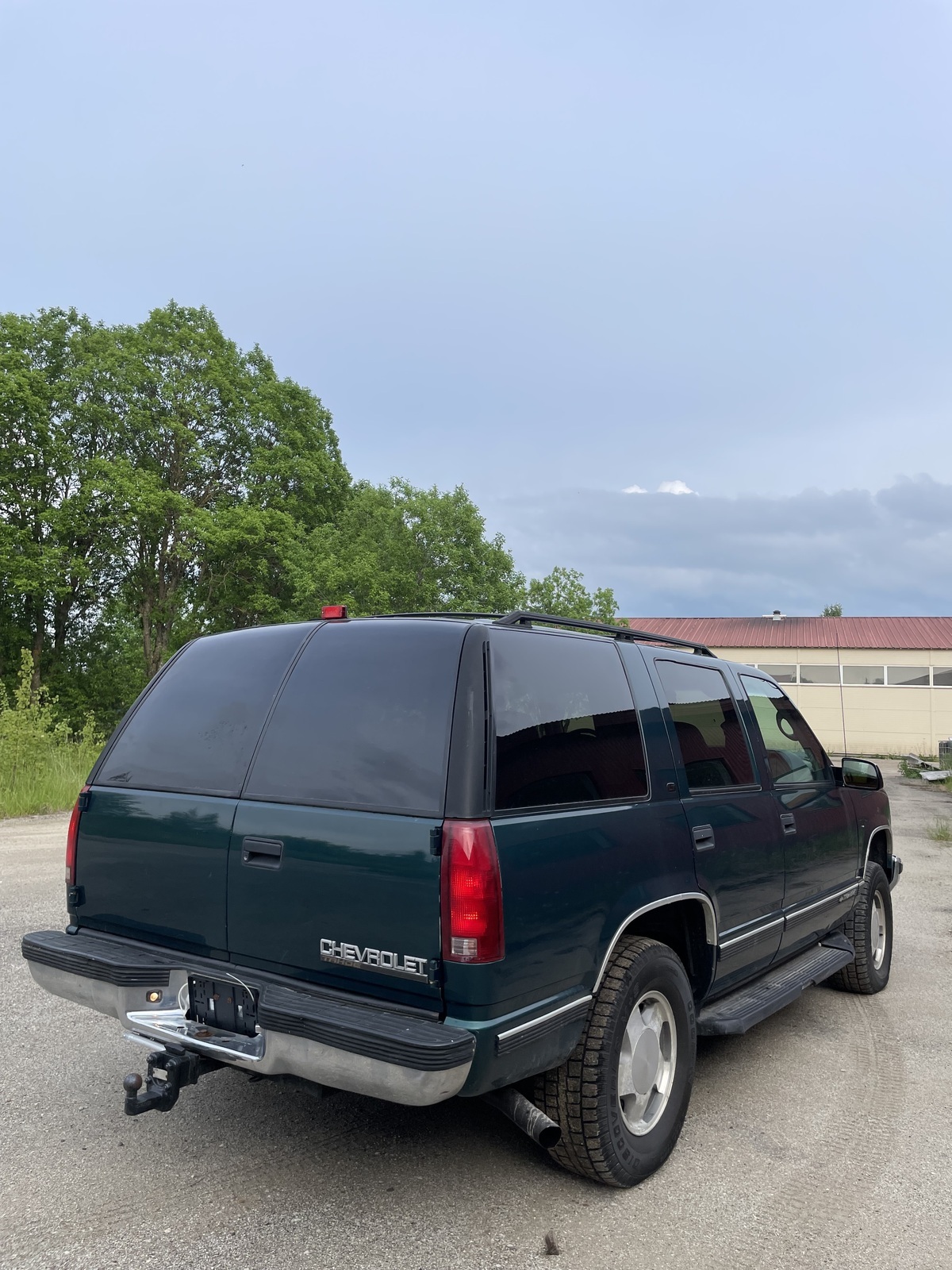 Chevrolet Tahoe 1998, kuva 2/54