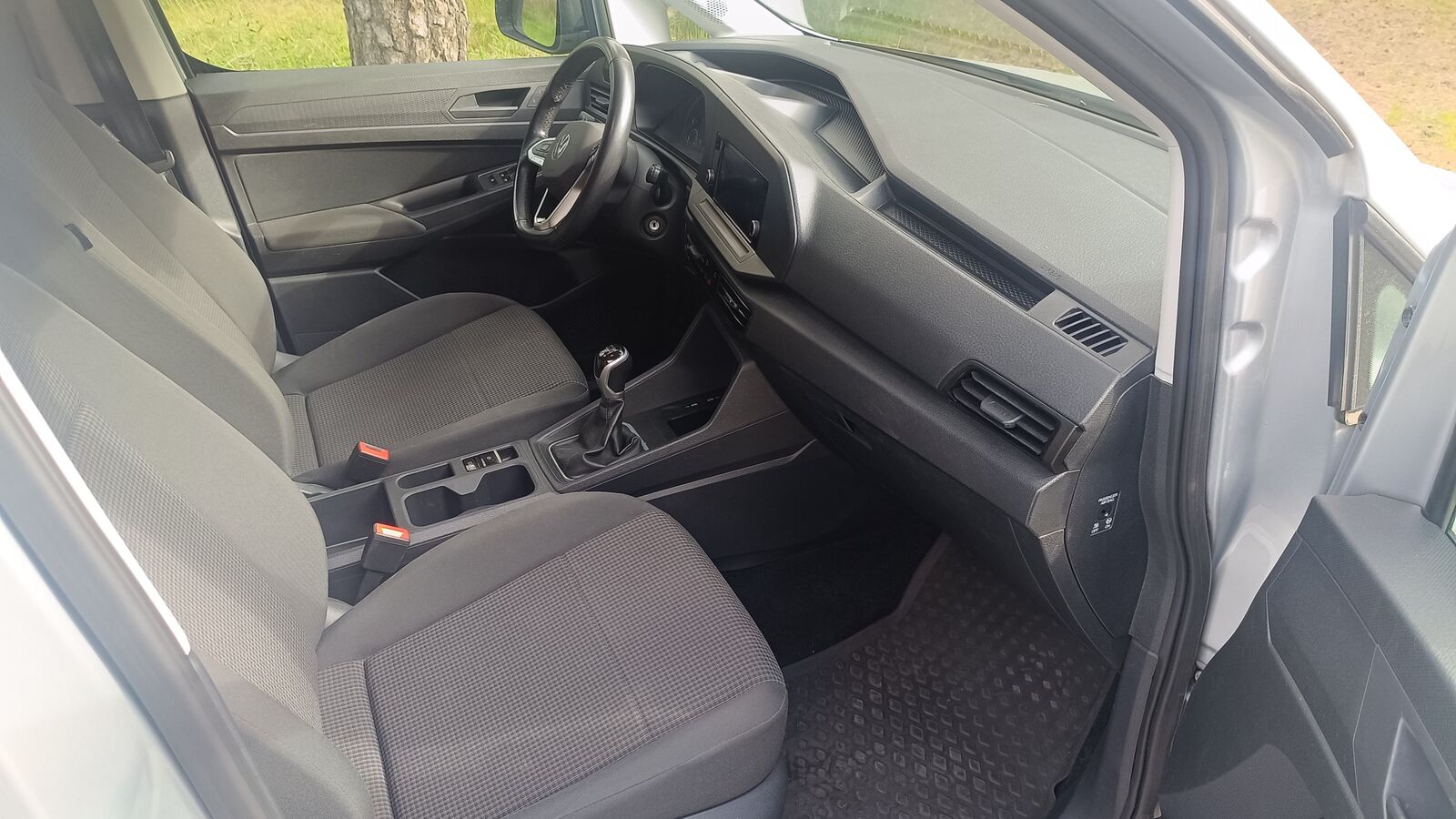 Volkswagen Caddy Maxi 2023, photo 5/10