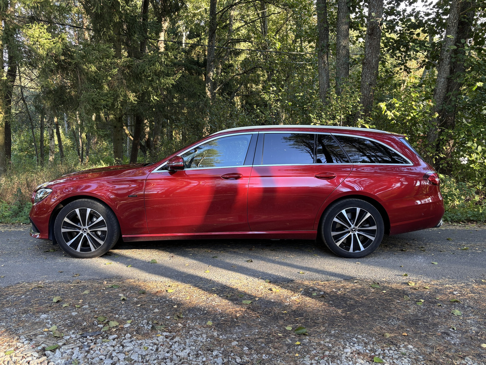 Mercedes-Benz E 300 2021, kuva 3/9