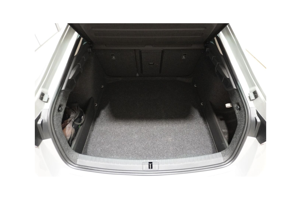 Škoda Octavia 2025, photo 7/24