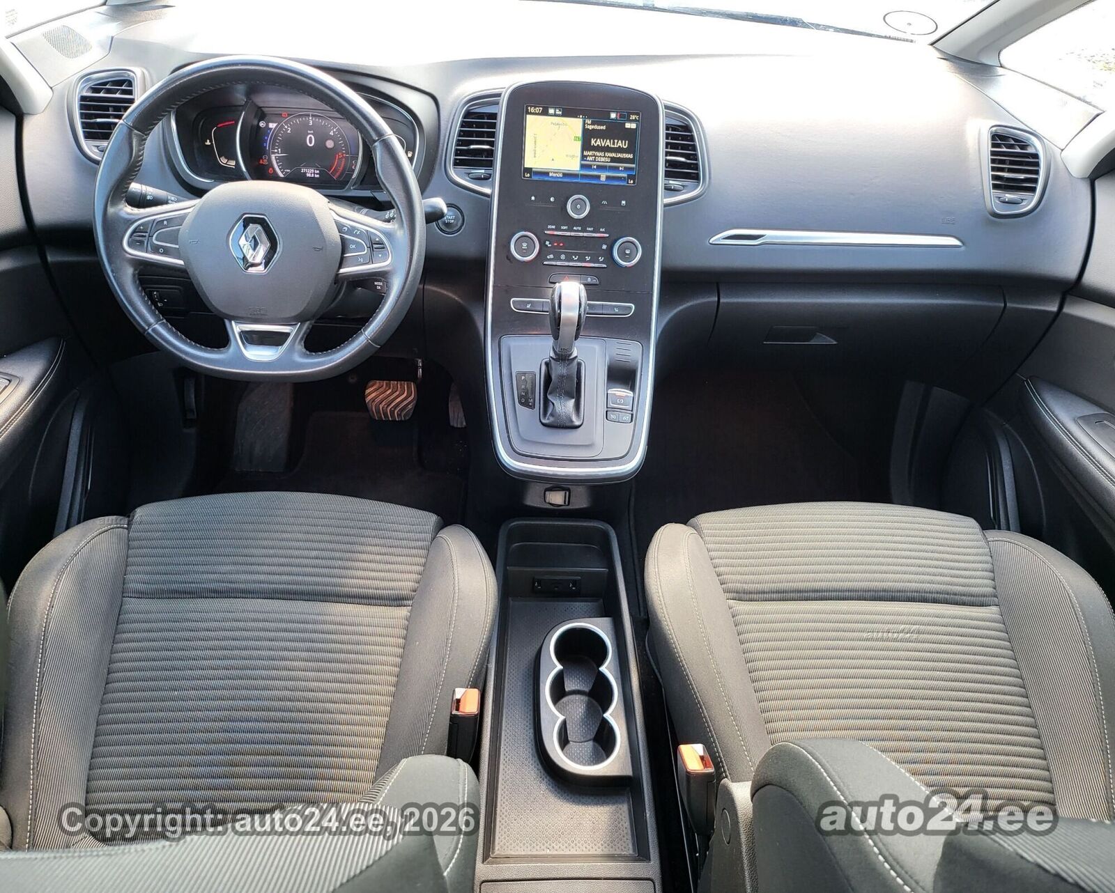 Renault Grand Scenic 2019, photo 5/24