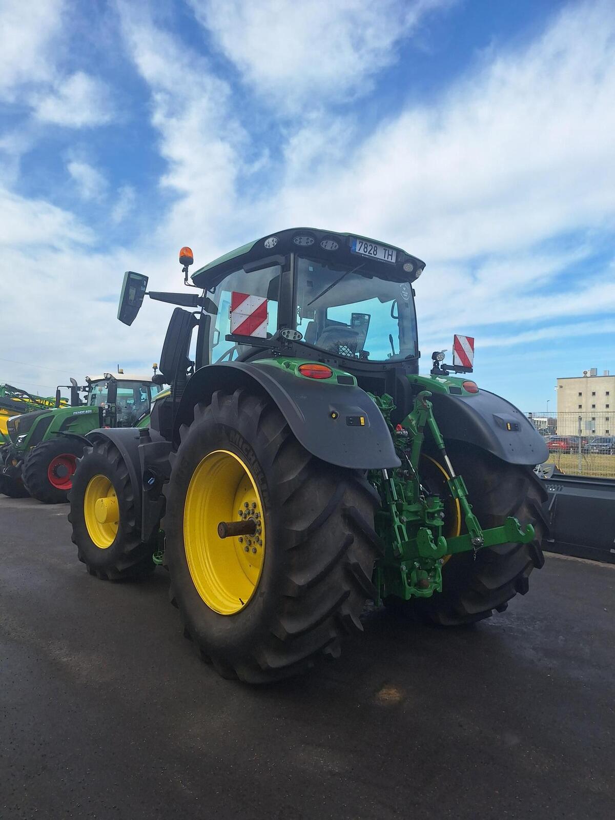 John Deere 6R 250, photo 4/6