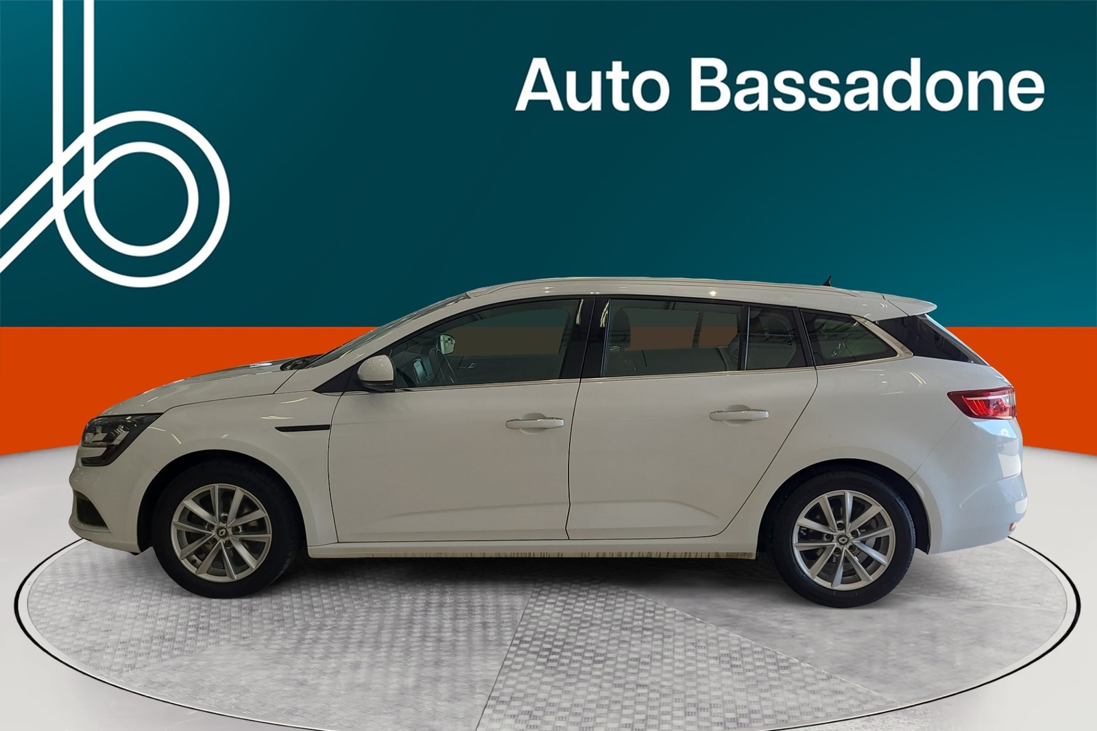 Renault Megane 2019, kuva 2/10