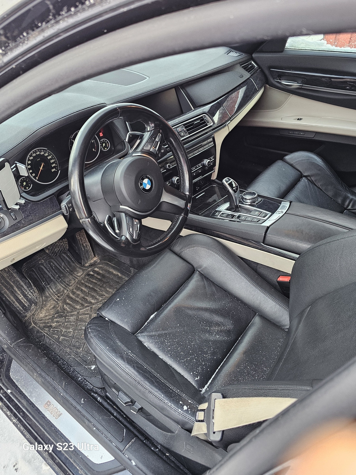 BMW 740