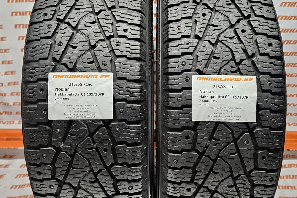 Naudota studded tire 215/65R16 Nokian Hakkapeliitta C3 109/107R 4023