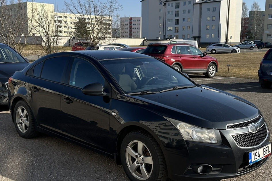 Chevrolet Cruze, 2011, 1.8, 104 kW, bensiin, manuaal, esivedu