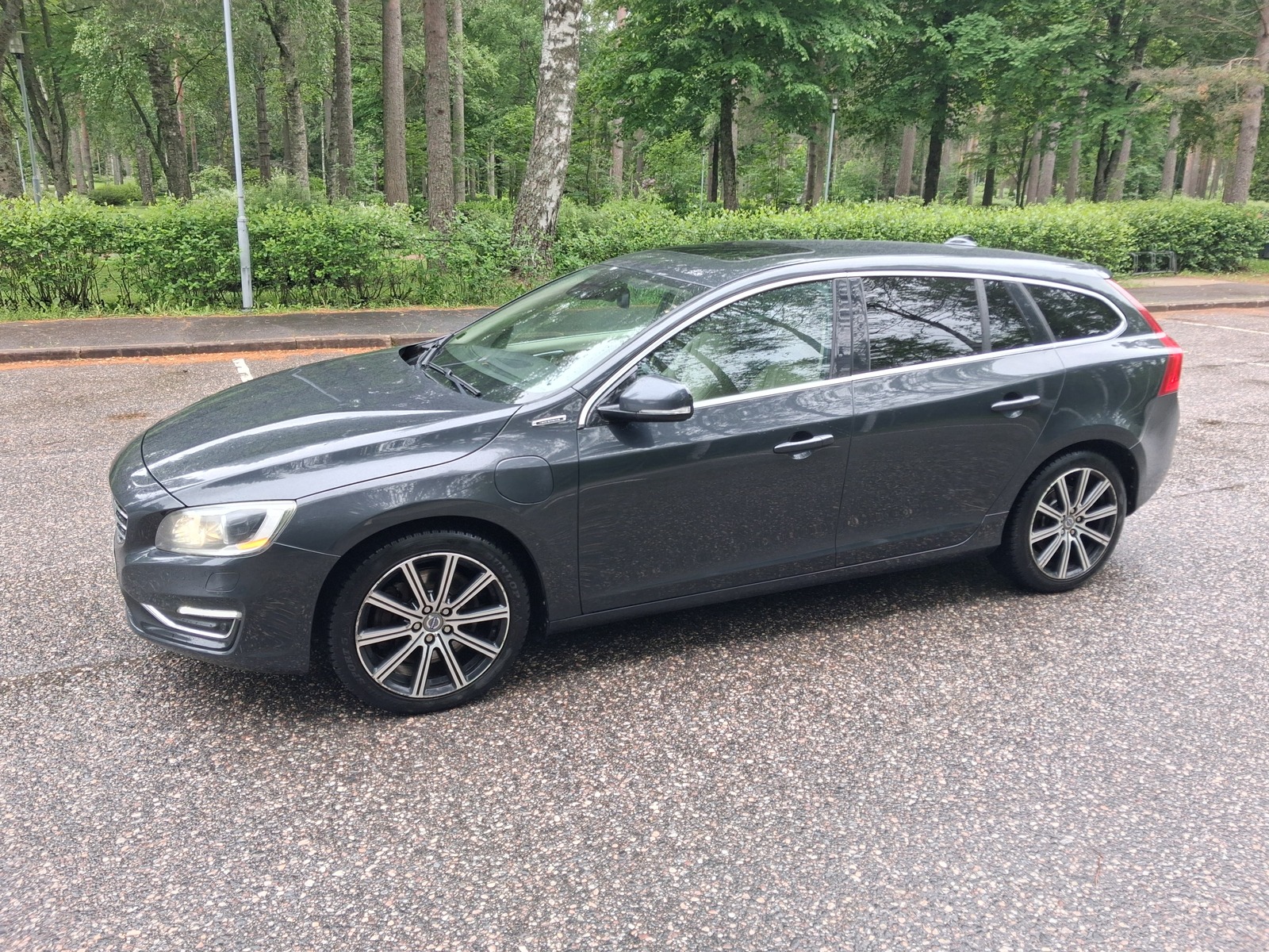 Volvo V60 2014, photo 2/9
