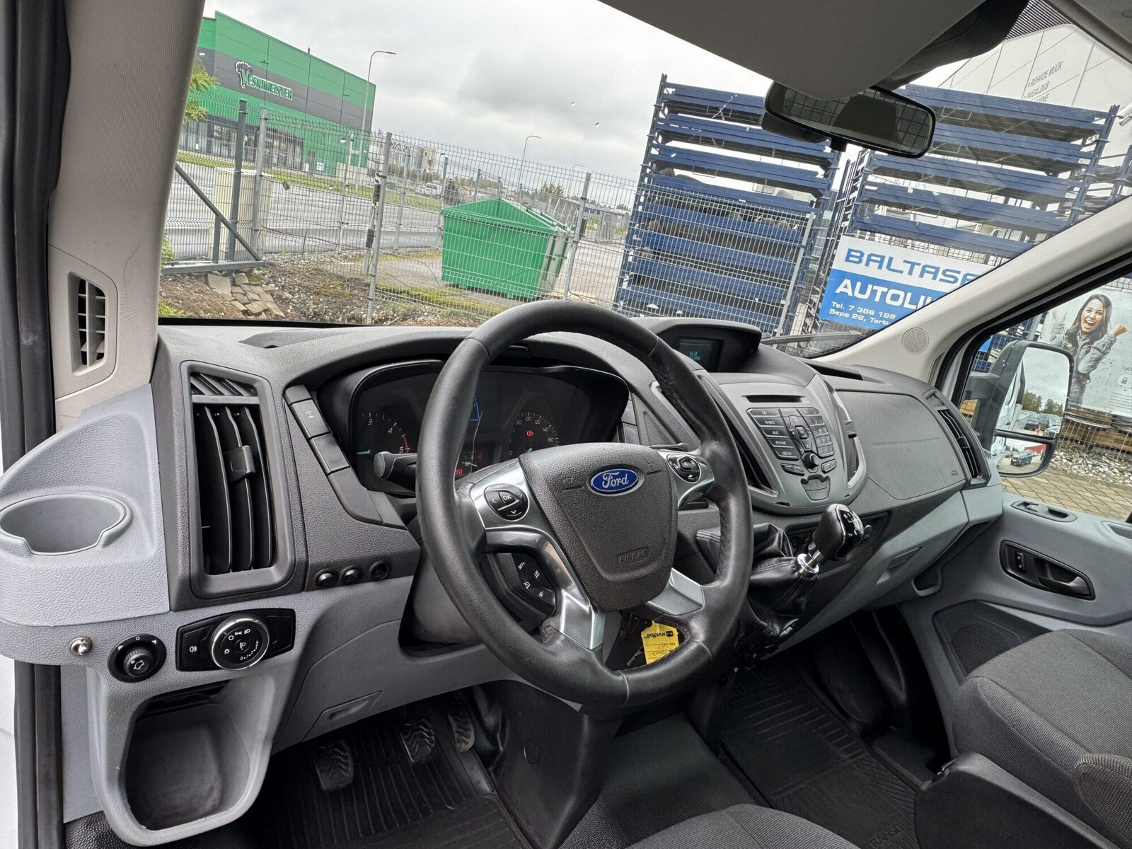 Ford Transit 2015, kuva 5/13