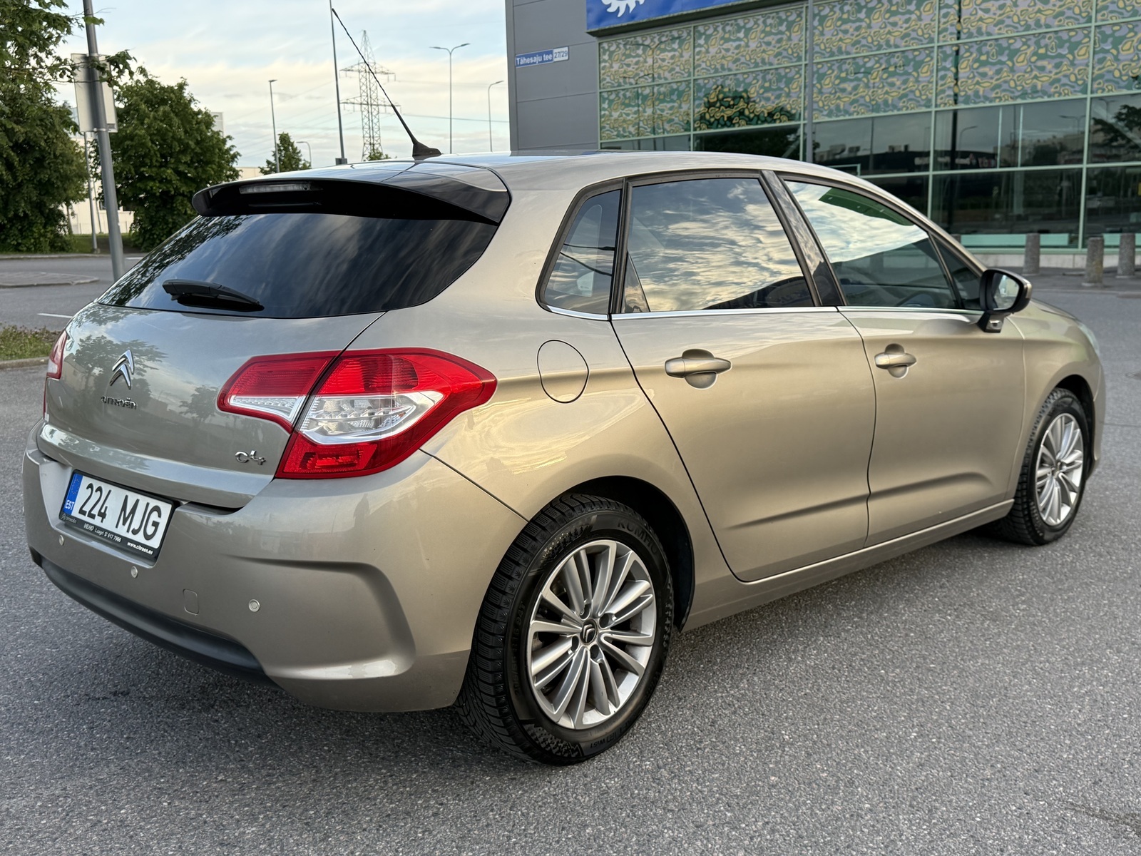 Citroën C4 2013, photo 4/15