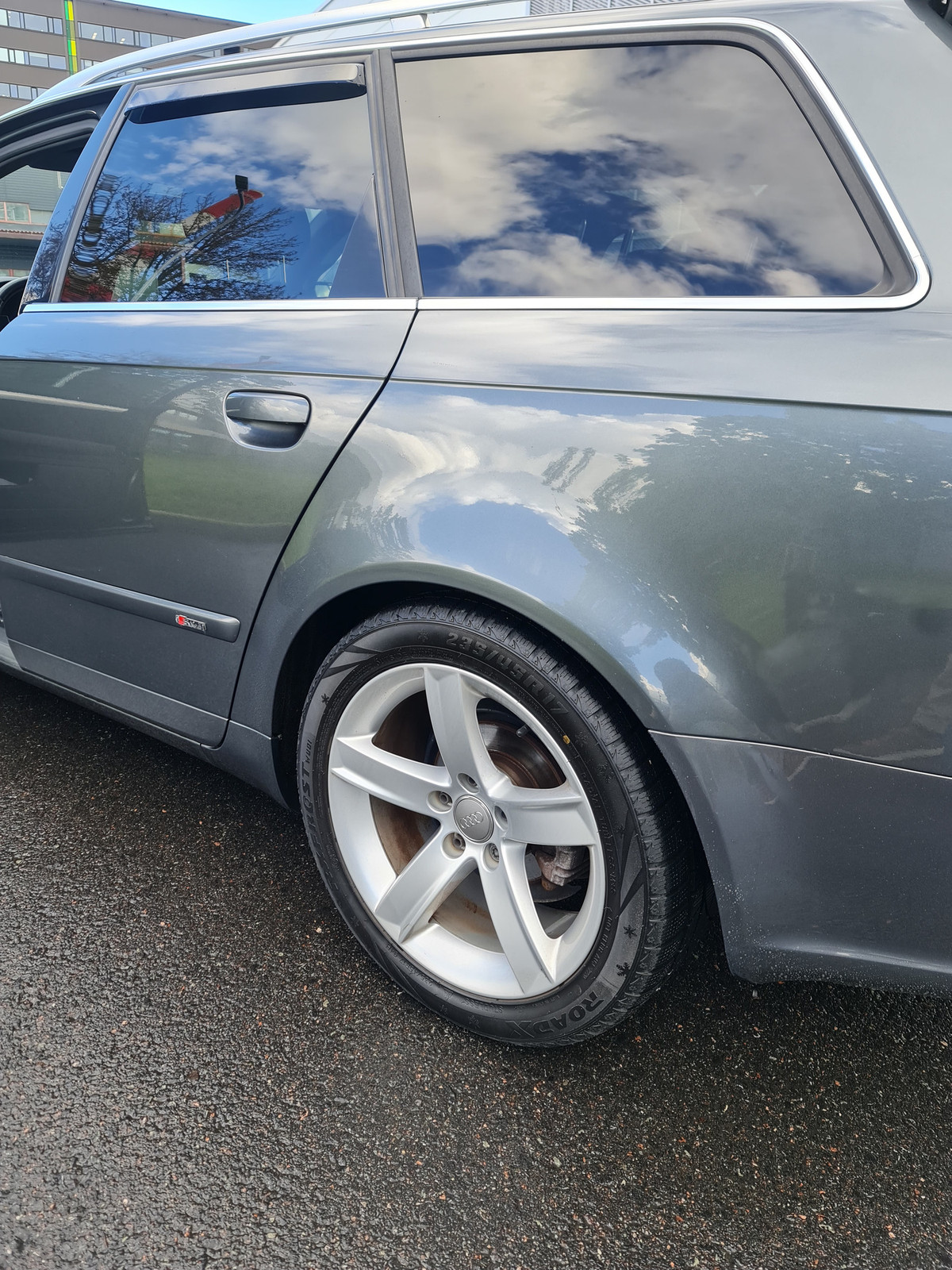 Audi A4 2008, kuva 4/10