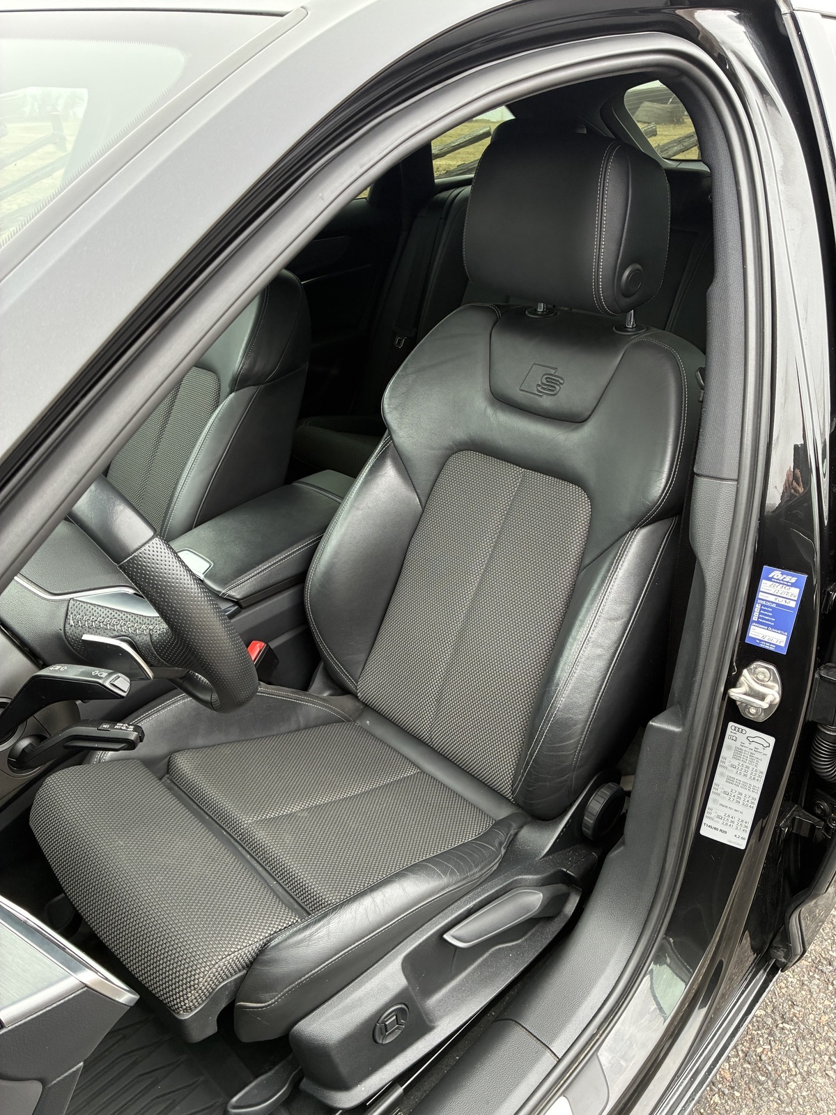 Audi A6 2020, photo 7/16