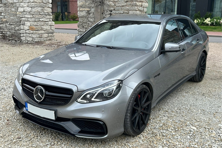 Mercedes-Benz E 63 AMG, 2013, 5.5, 430 kW, бензин, автомат, полный привод