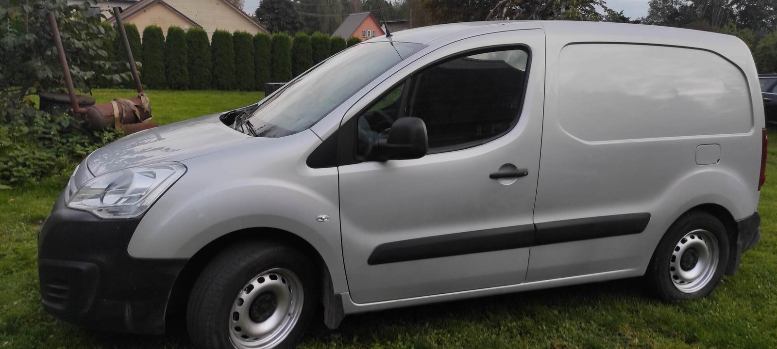 Citroën Berlingo 2018, photo 2/15