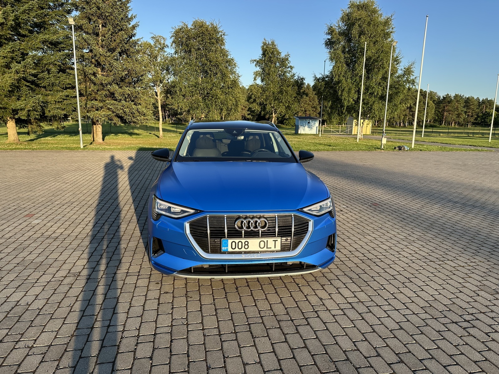 Audi e-tron 2023, photo 2/8