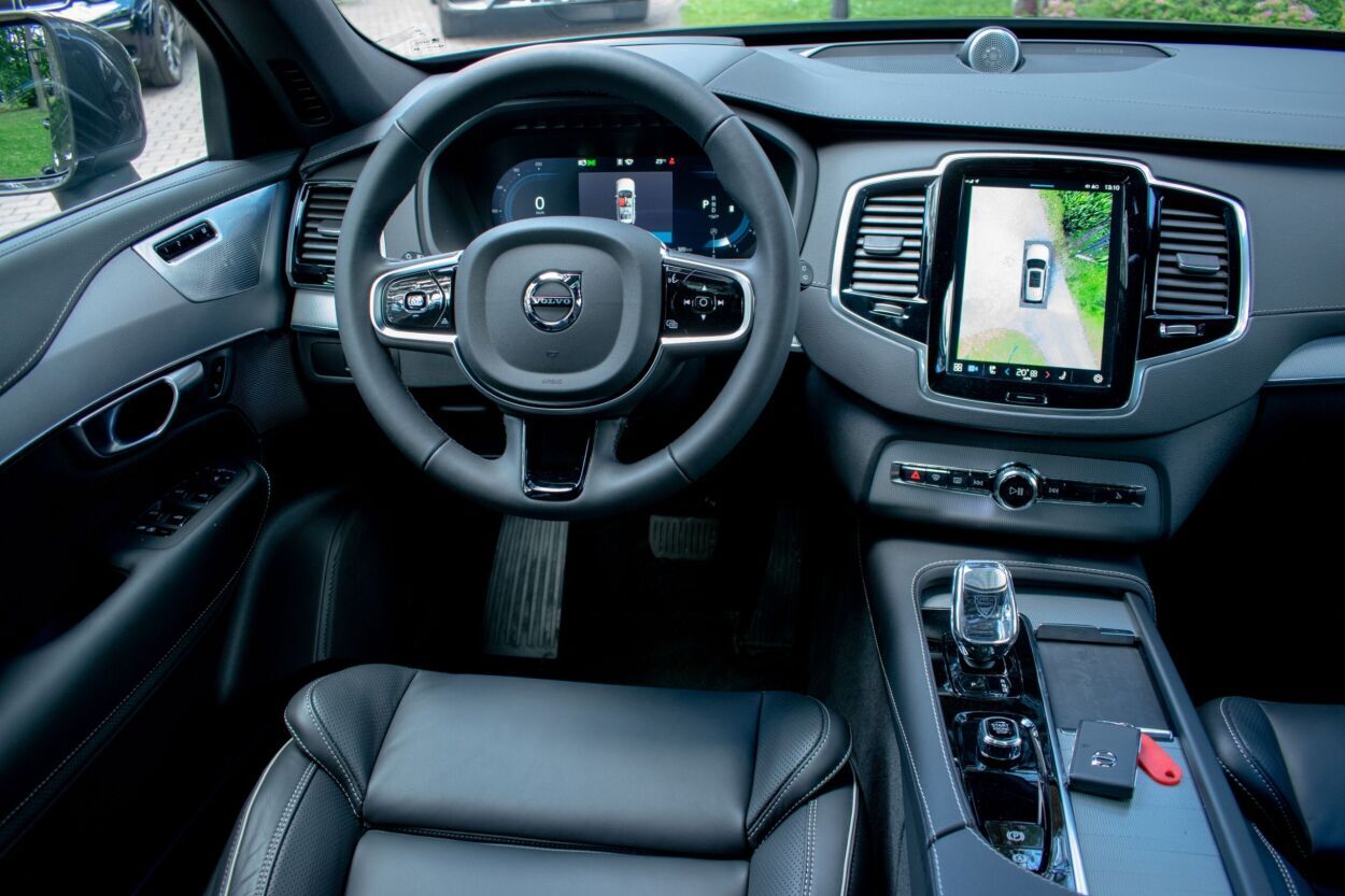 Volvo XC90 2024, photo 3/18