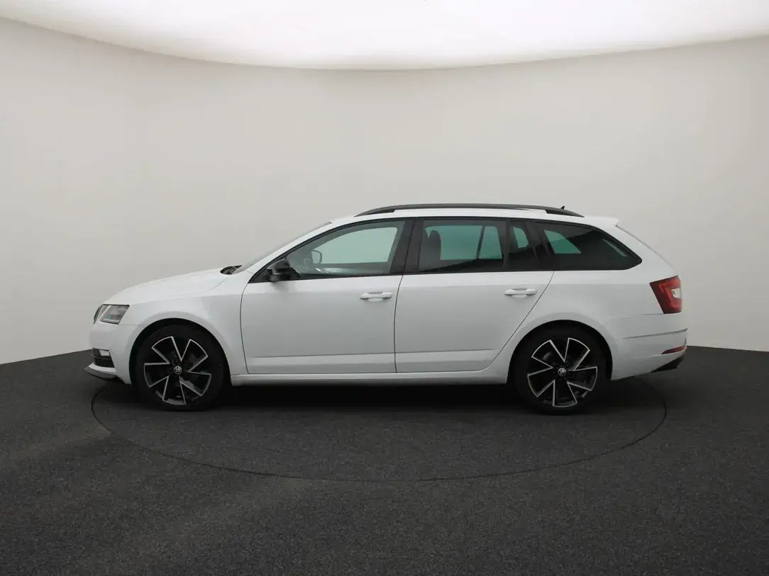 Škoda Octavia 2020, photo 6/10