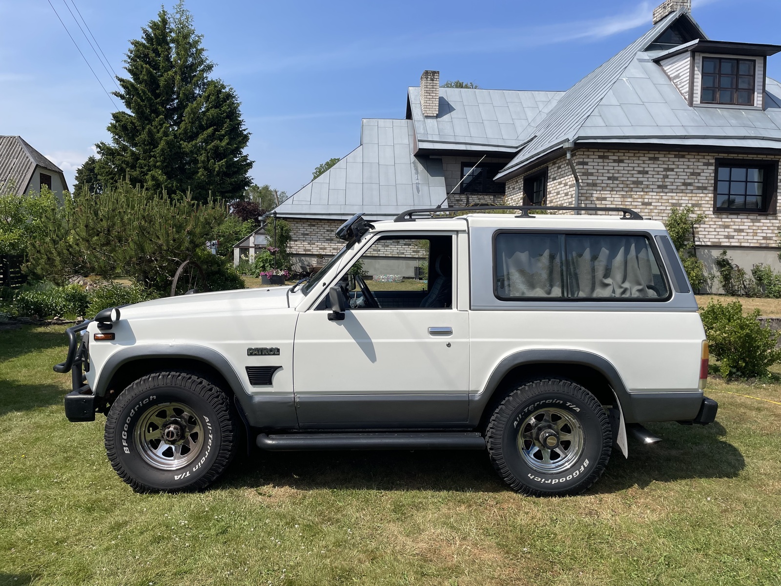 Nissan Patrol 1984, photo 2/8