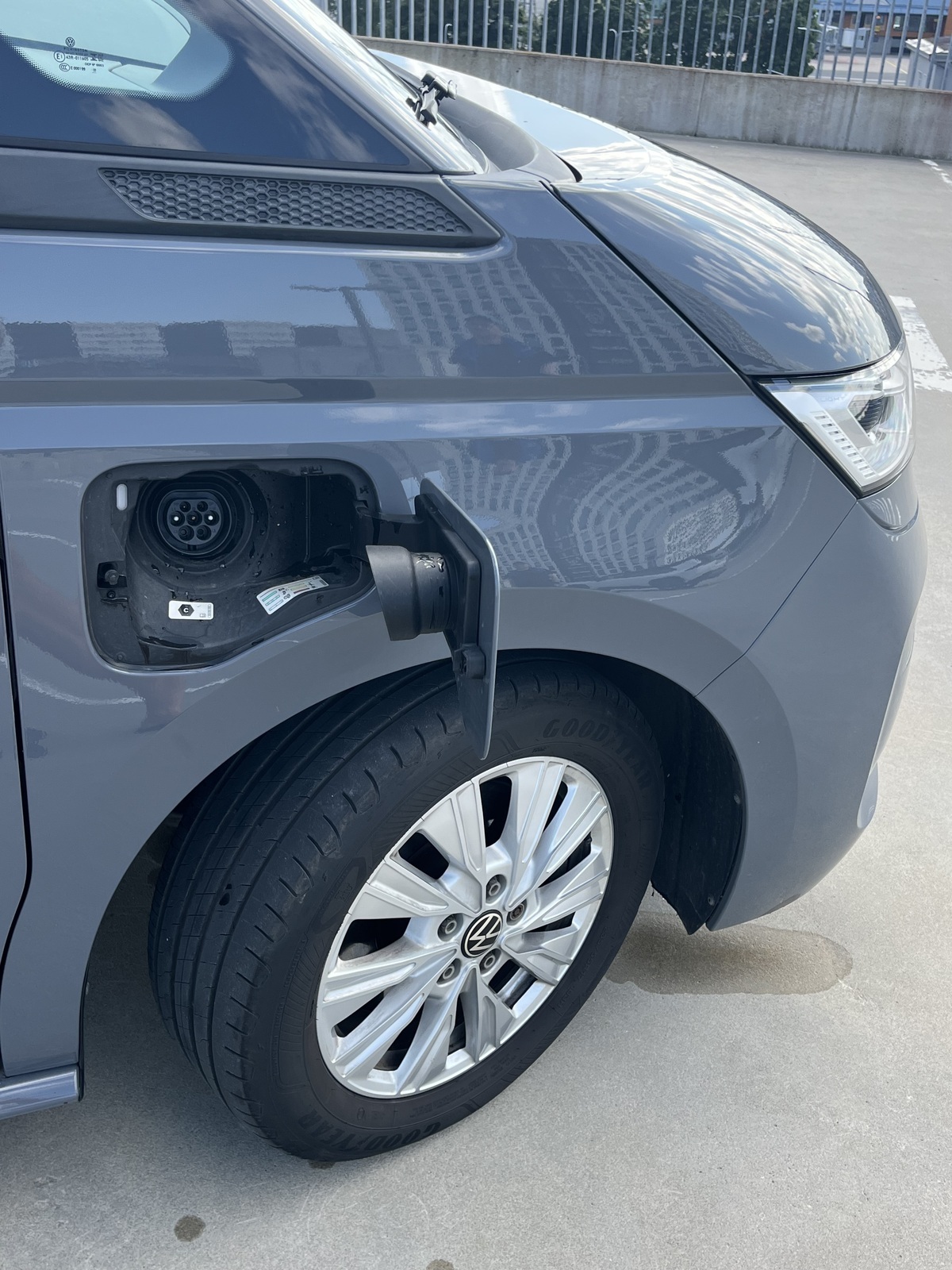 Volkswagen Multivan 2023, kuva 4/10