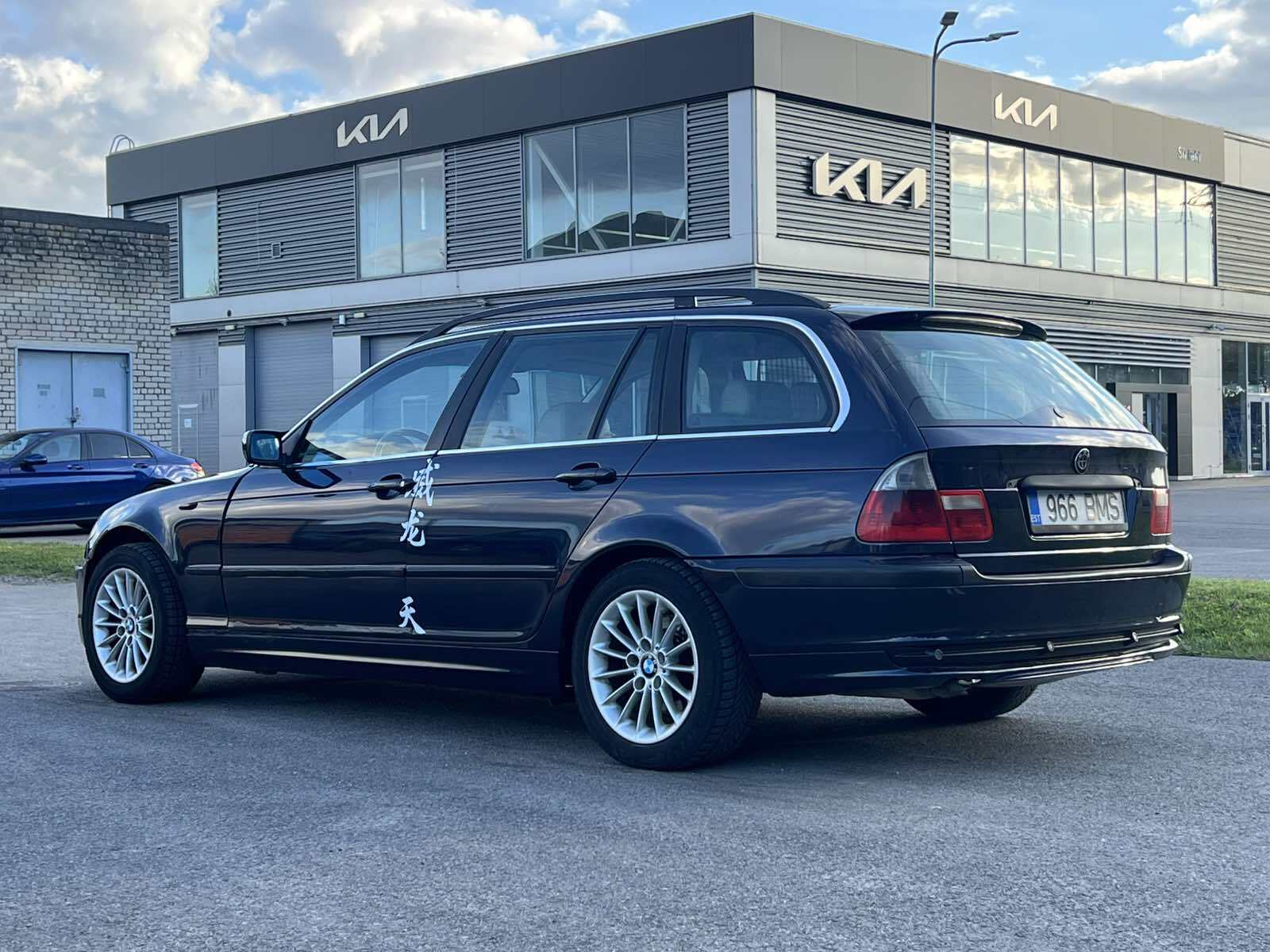 BMW 320 2002, photo 6/10