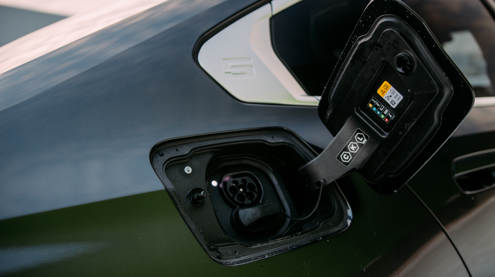 BMW i5 2023, photo 7/22