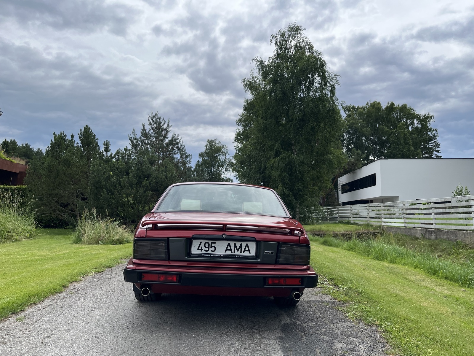 Jaguar XJR 1993, kuva 2/10