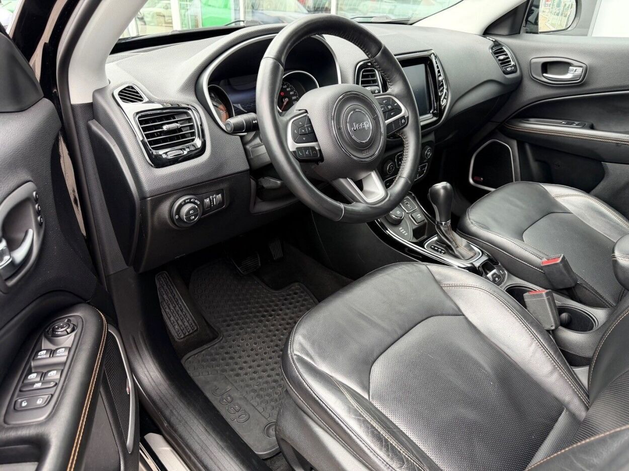 Jeep Compass 2017, kuva 7/10