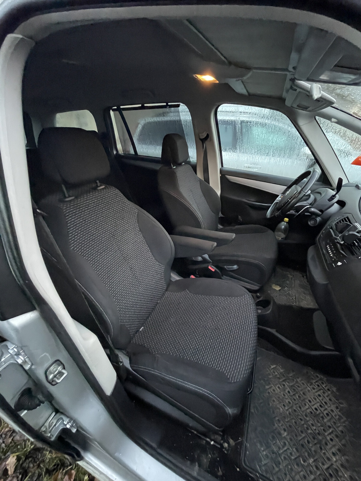Citroën C4 Picasso 2008, photo 3/6