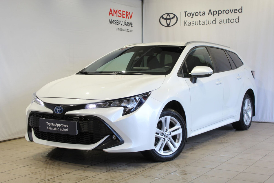 Toyota Corolla, 2022, 1.8, 72 kW, hybrid (petrol/electric), automatic, front-wheel drive