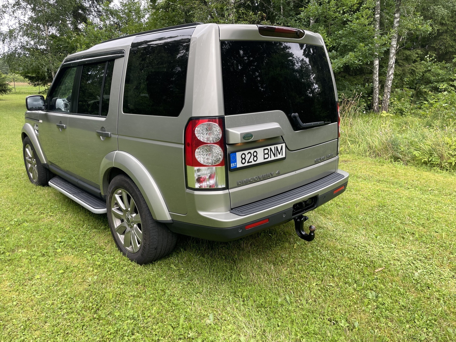 Land Rover Discovery HSE 2011, photo 3/9