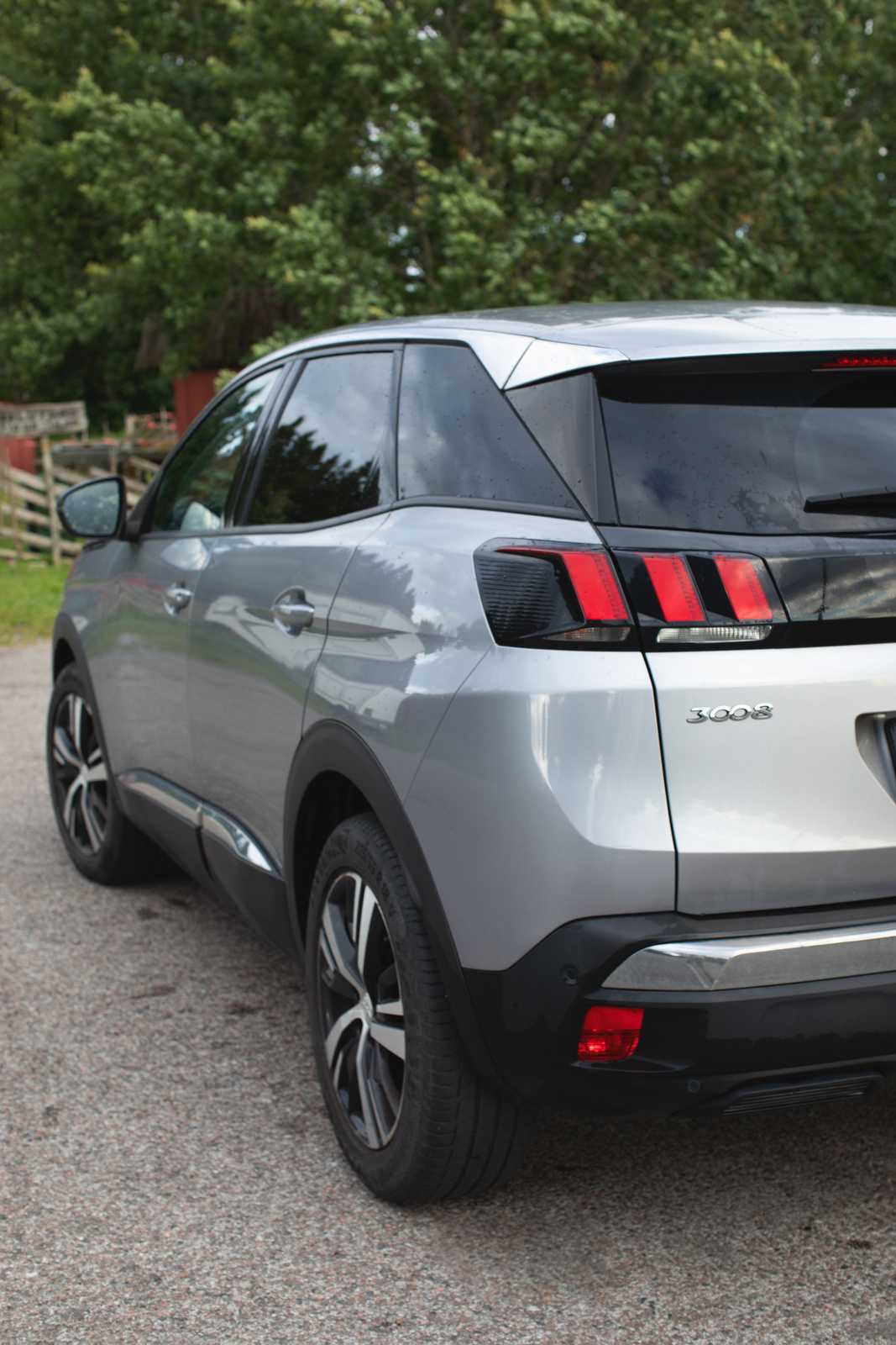 Peugeot 3008 2020, kuva 2/8
