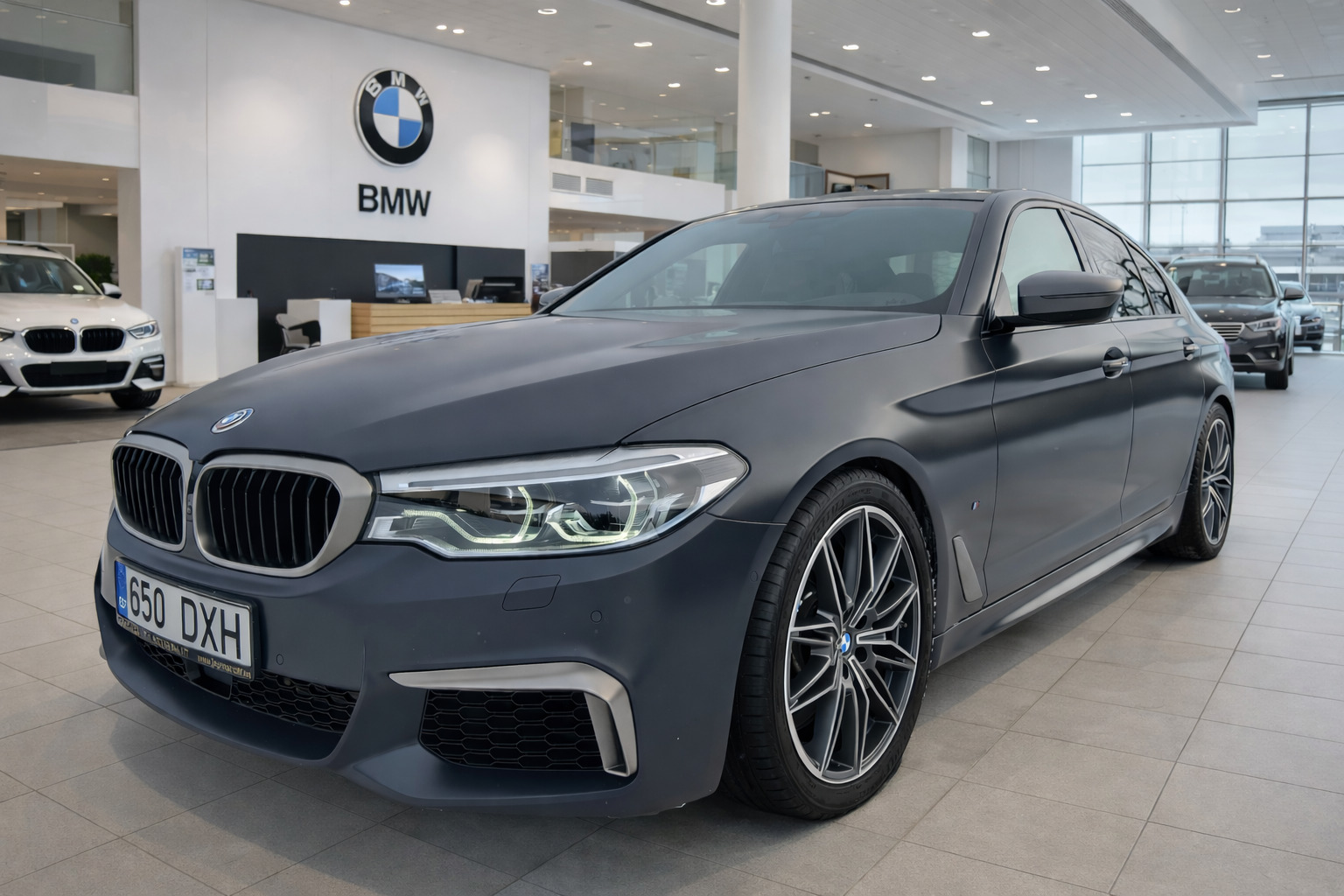 BMW M550