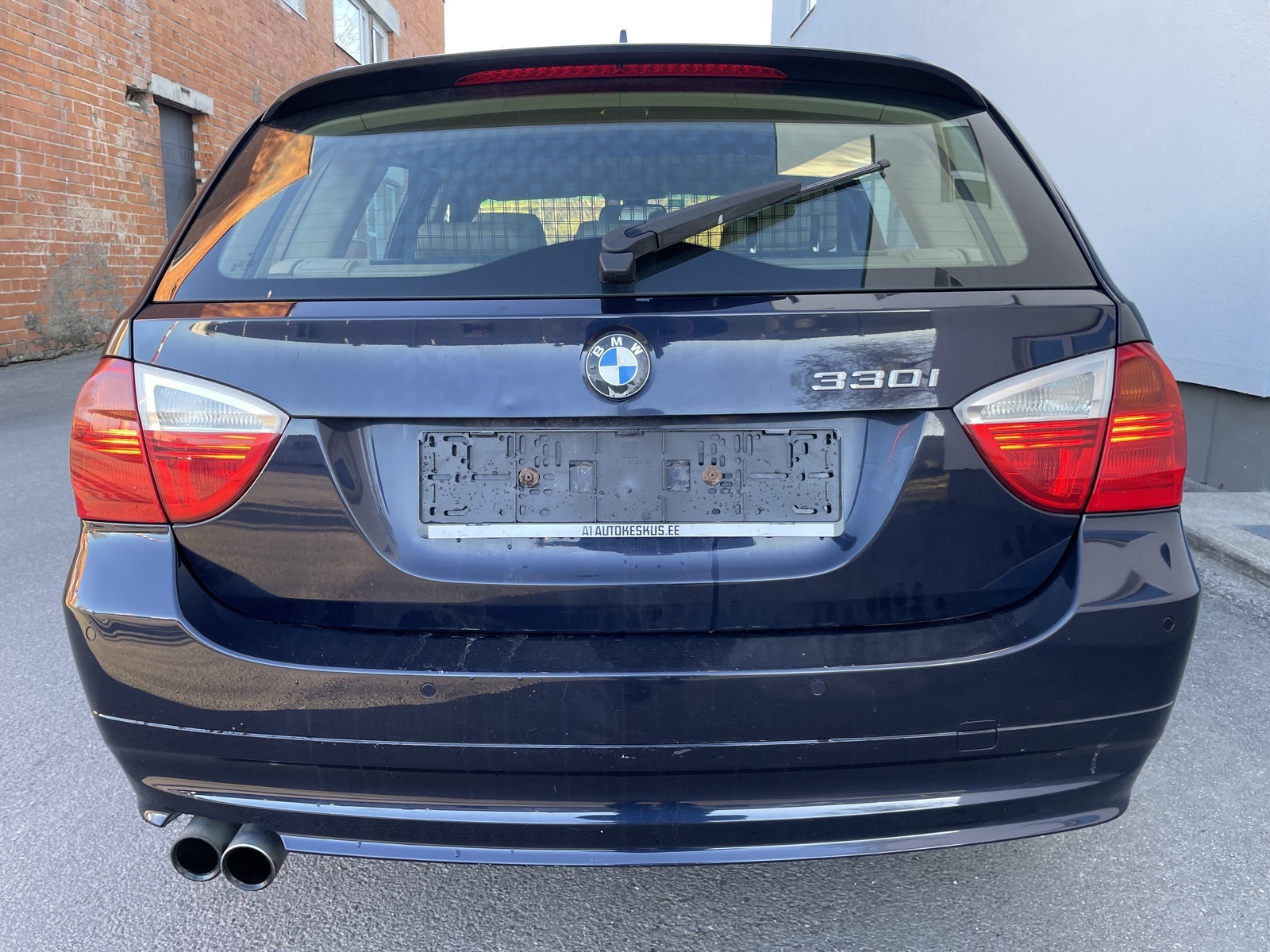 BMW 330 2007, kuva 6/10
