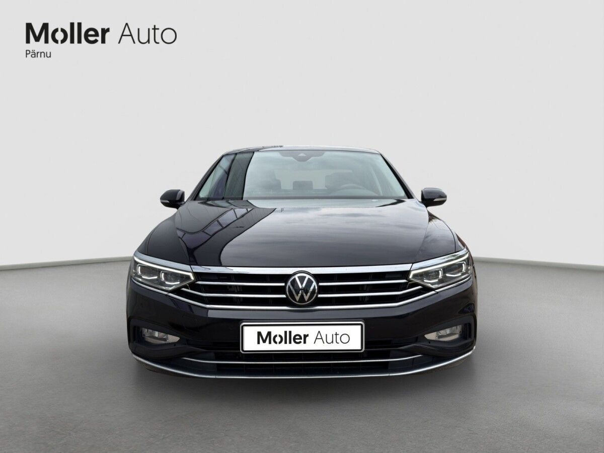 Volkswagen Passat 2021, photo 3/7