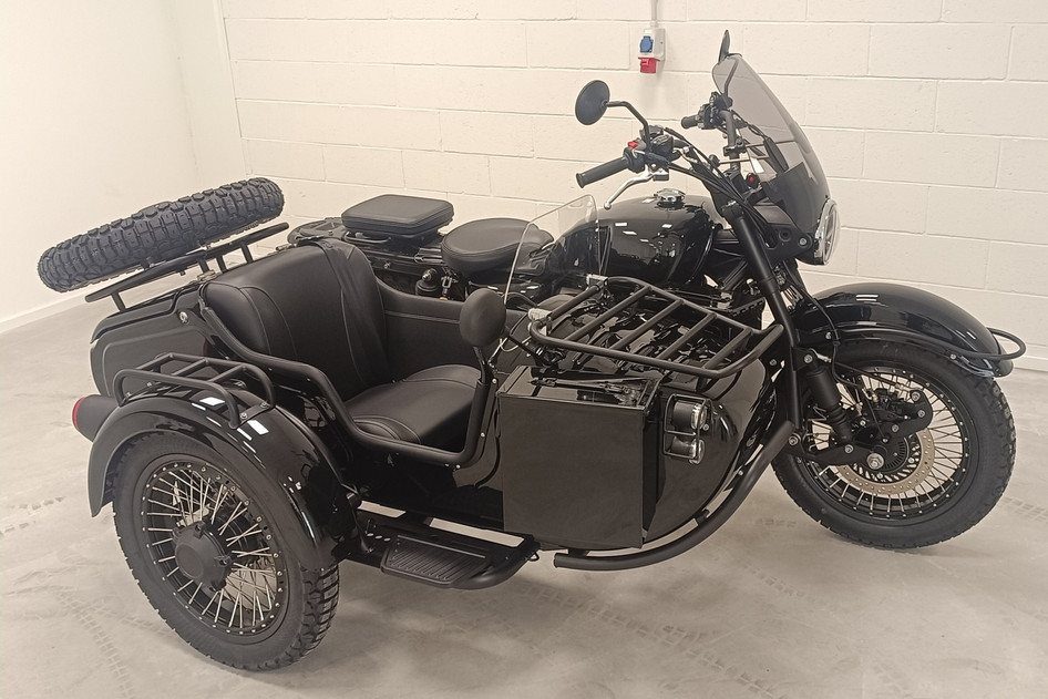 SWM URBAN 525, 0.5, 40 kW, бензин, механическая, задний привод